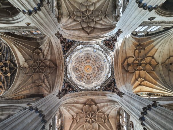 El interior de la Catedral Nueva de Salamanca El interior de la Catedral Nueva de Salamanca